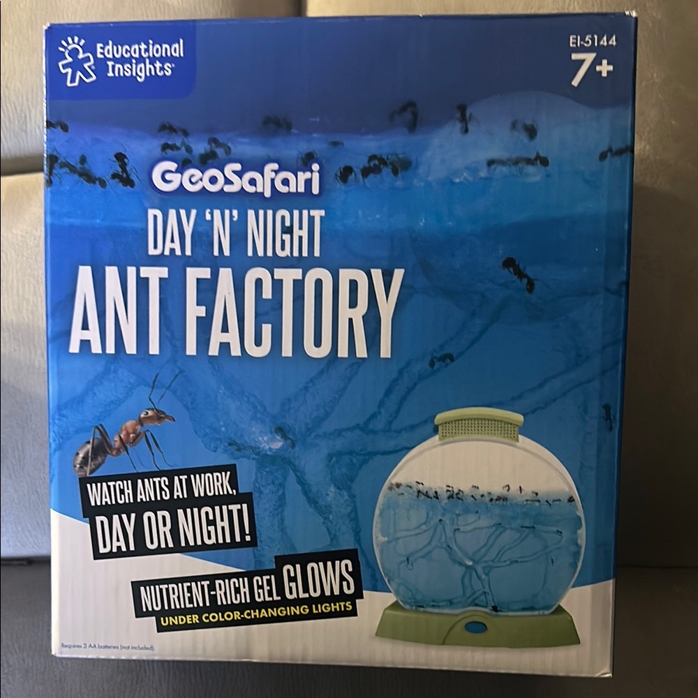 GeoSafari Day 'N' Night Ant Factory